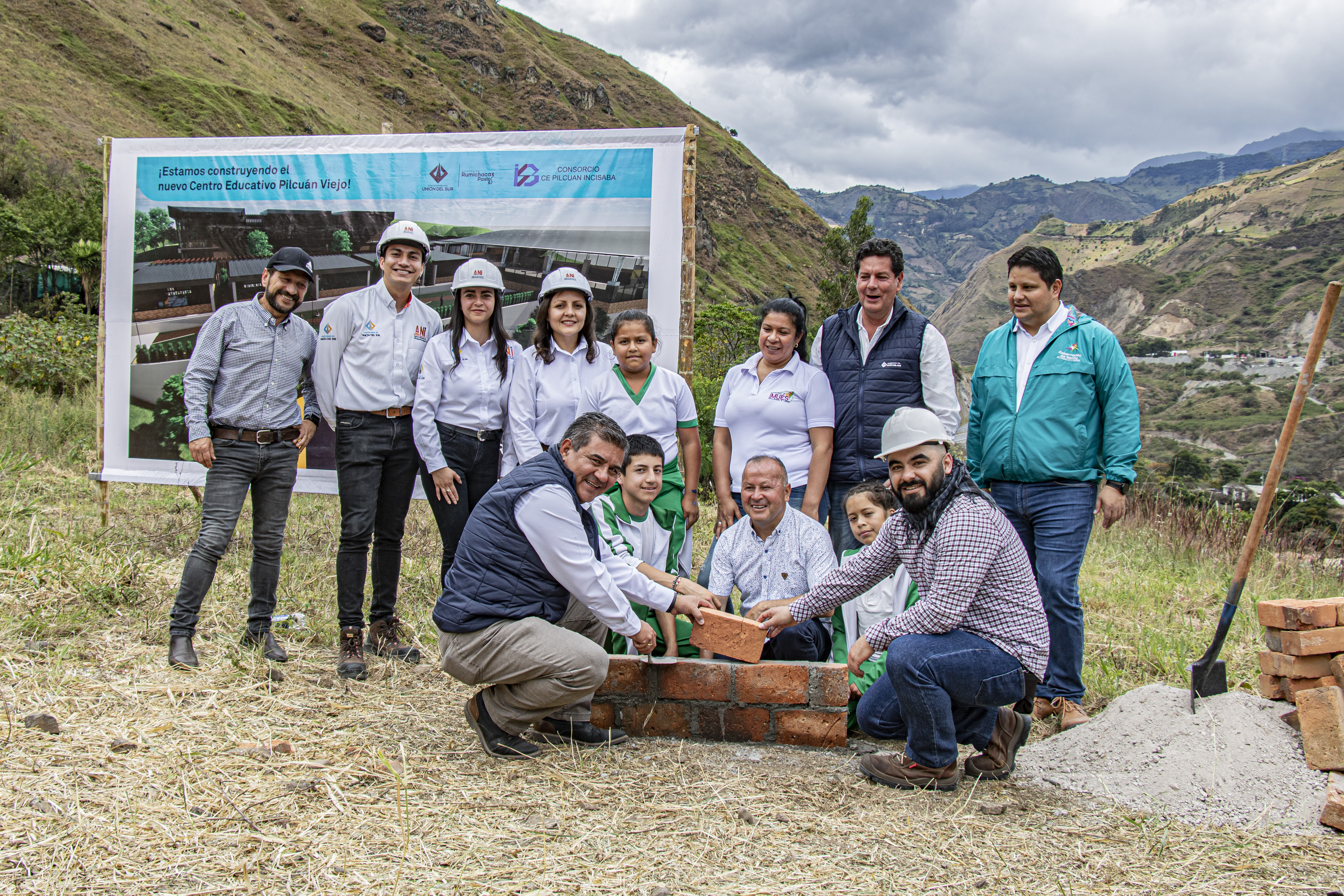 INICIAMOS CONSTRUCCIÓN CENTRO EDUCATIVO PILCUÁN VIEJO - IMUÉS